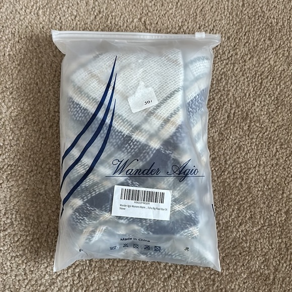 Women’s scarf - Picture 2 of 5